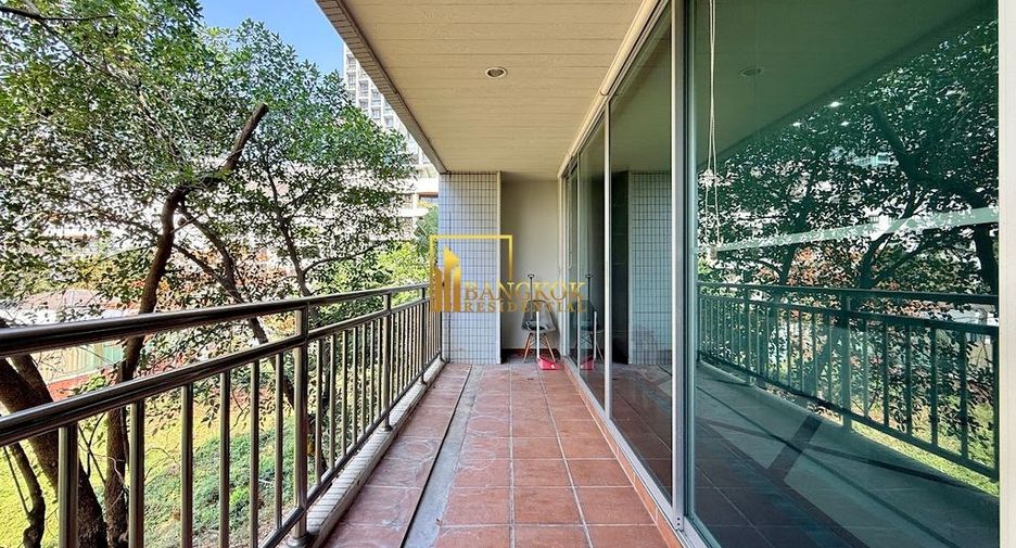 For rent 2 bedrooms apartment in Sathon, Bangkok