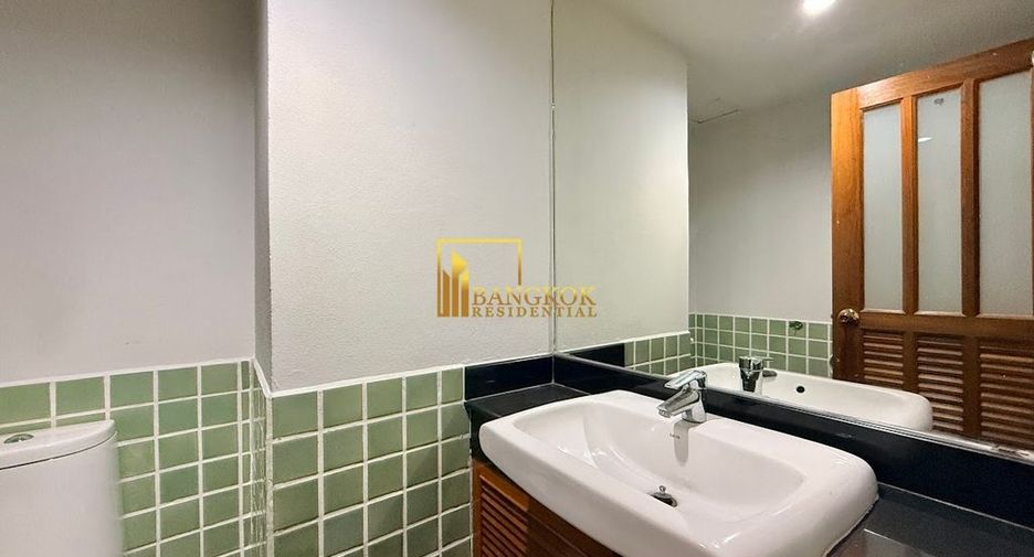 For rent 2 bedrooms apartment in Sathon, Bangkok