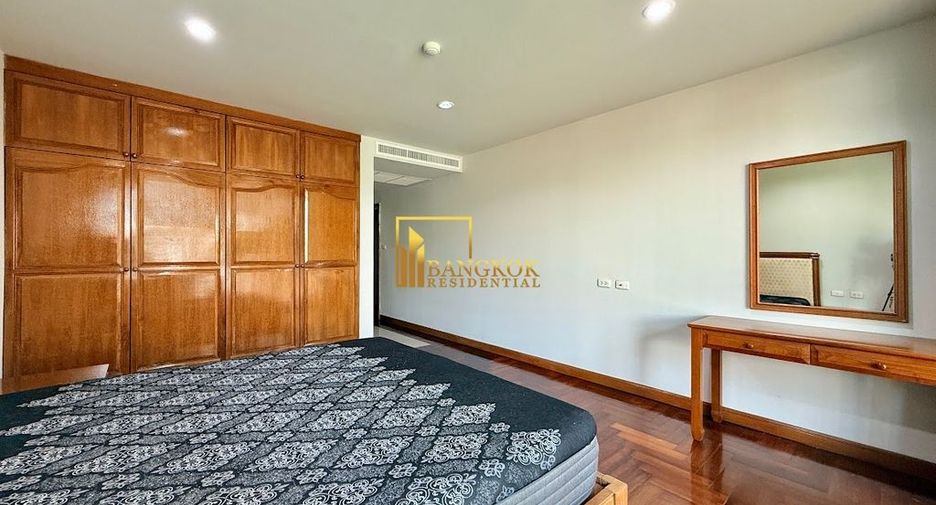 For rent 2 bedrooms apartment in Sathon, Bangkok