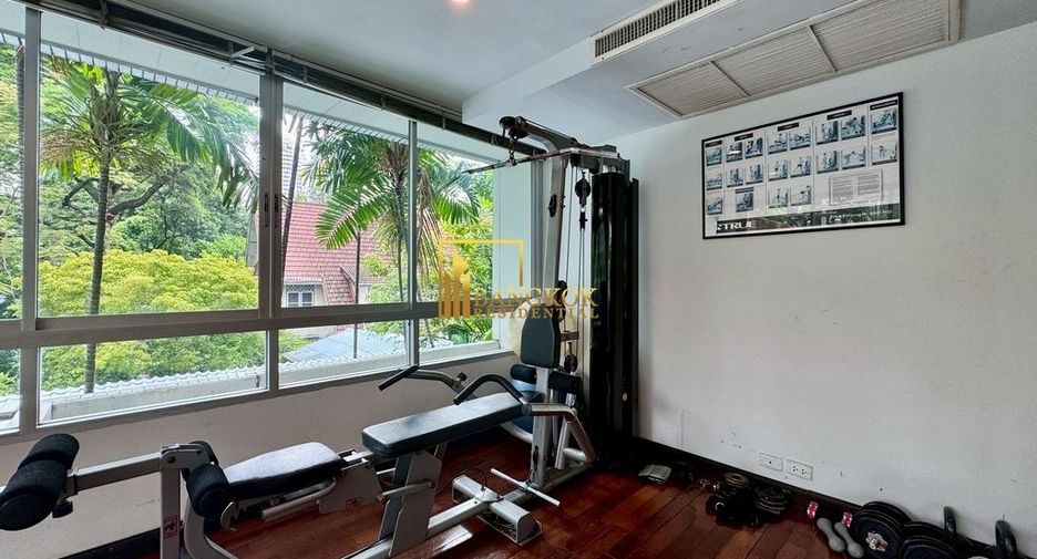 For rent 2 bedrooms apartment in Sathon, Bangkok