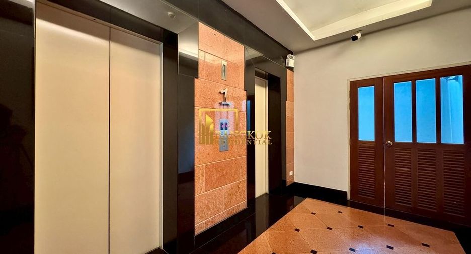 For rent 2 bedrooms apartment in Sathon, Bangkok