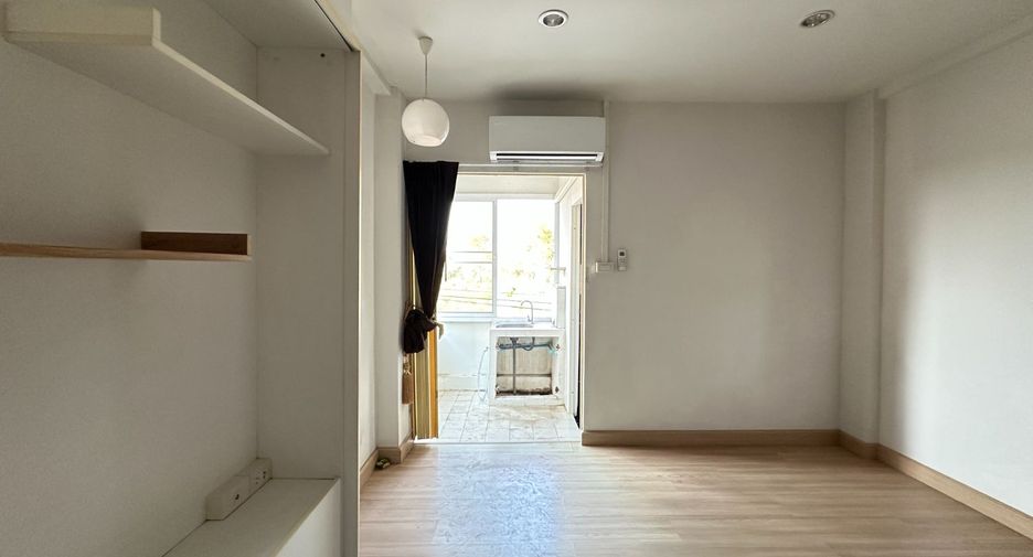For sale 1 bed condo in Mueang Maha Sarakham, Maha Sarakham