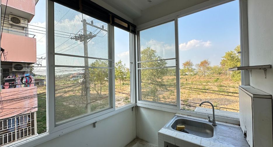 For sale 1 bed condo in Mueang Maha Sarakham, Maha Sarakham