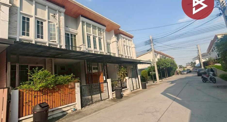 出售 3 卧室 联排别墅 在 Bang Kruai, Nonthaburi