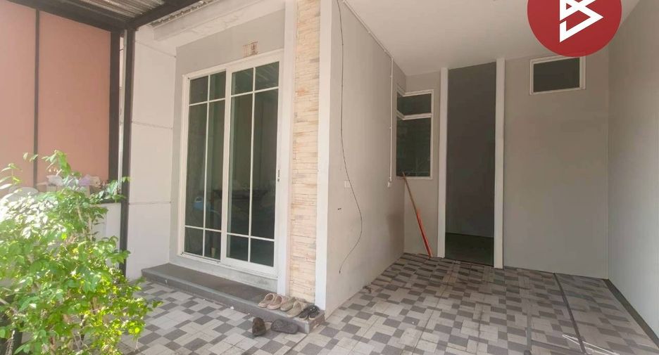 出售 3 卧室 联排别墅 在 Bang Kruai, Nonthaburi