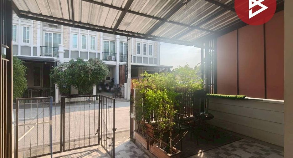 出售 3 卧室 联排别墅 在 Bang Kruai, Nonthaburi
