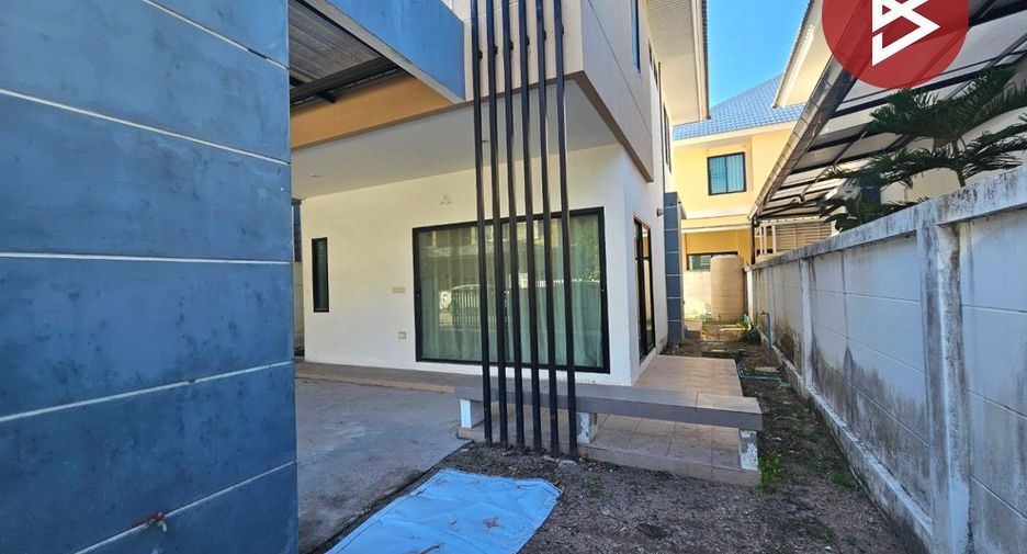 À vendre 3 chambres maison à Mueang Chon Buri, Chonburi