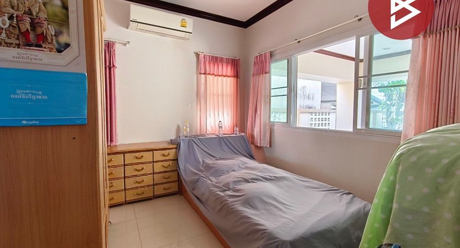 For sale 4 bedrooms house in Mueang Chanthaburi, Chanthaburi