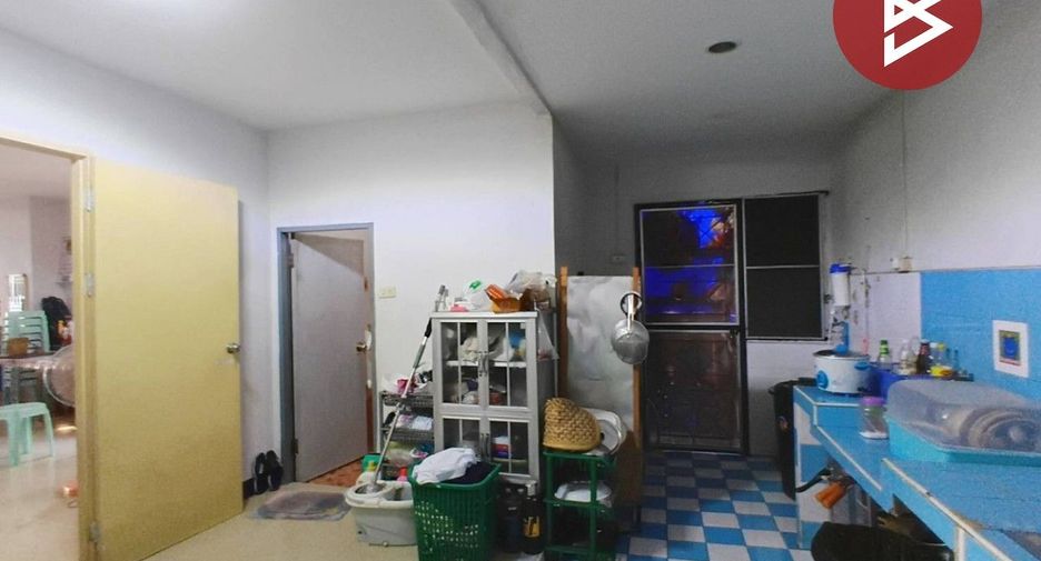 For sale 3 bedrooms townhouse in Si Racha, Chonburi