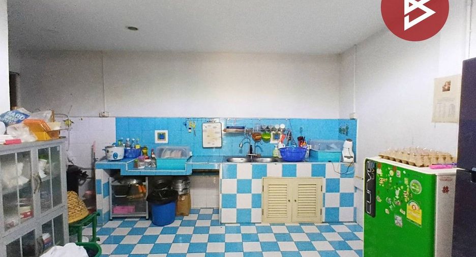 For sale 3 bedrooms townhouse in Si Racha, Chonburi