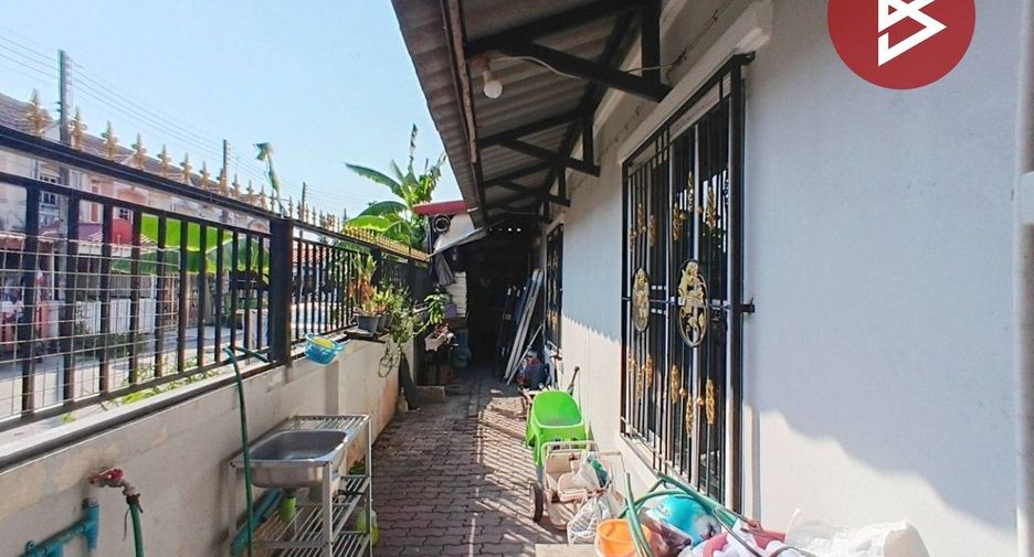 For sale 3 bedrooms townhouse in Si Racha, Chonburi