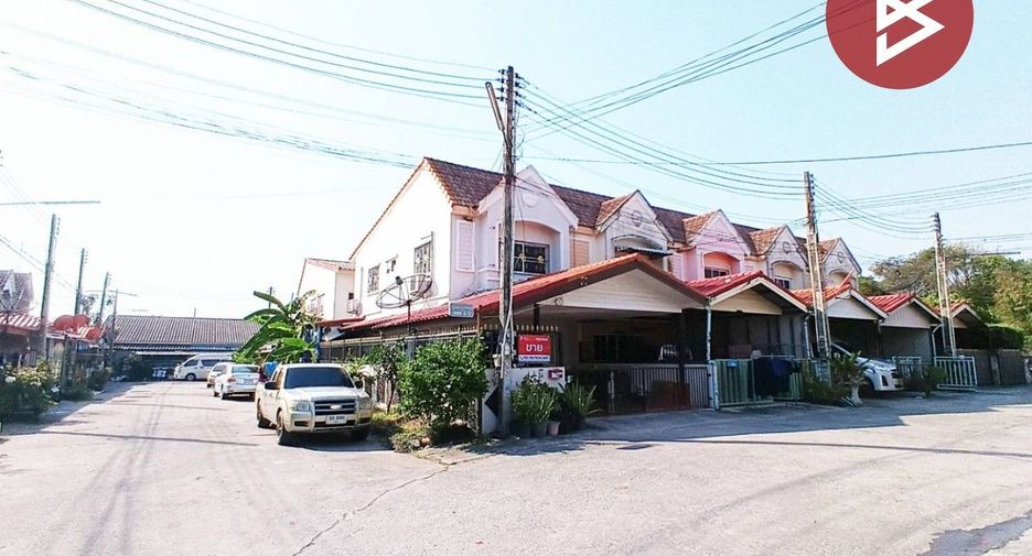 For sale 3 bedrooms townhouse in Si Racha, Chonburi