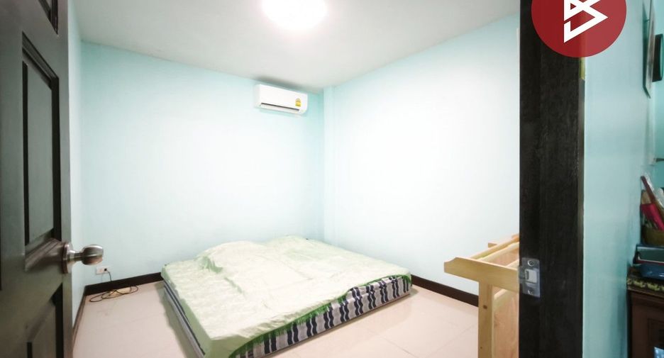 Haus zum Kauf mit 5 Zimmer in Khlong Sam Wa, Bangkok