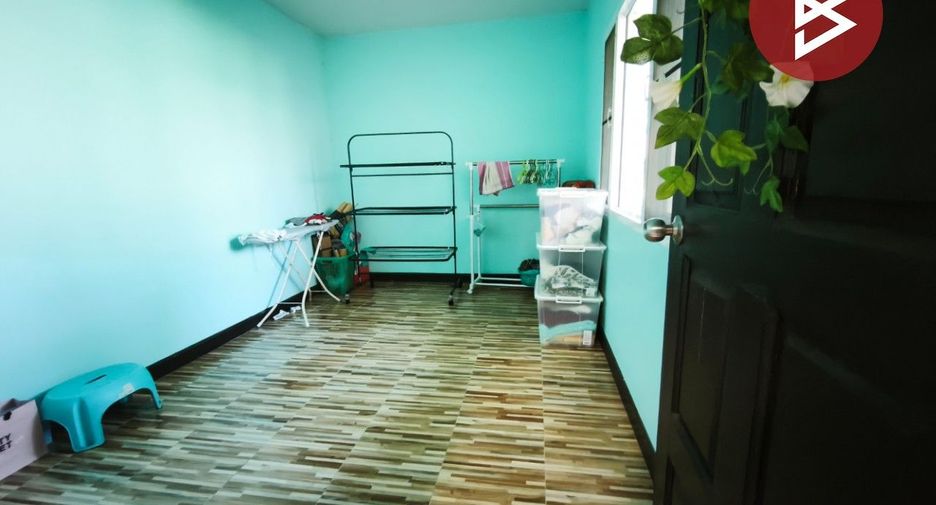 Haus zum Kauf mit 5 Zimmer in Khlong Sam Wa, Bangkok