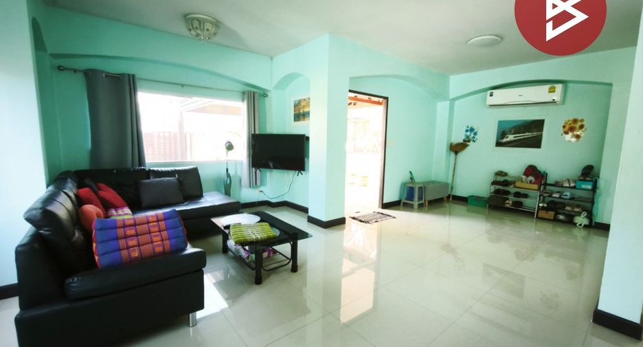 Haus zum Kauf mit 5 Zimmer in Khlong Sam Wa, Bangkok