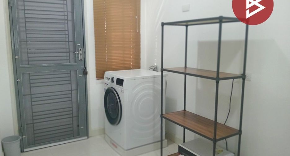 For sale 4 ベッドルーム house in Lam Luk Ka, Pathum Thani