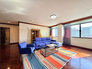 For rent 2 bedrooms apartment in Watthana, Bangkok