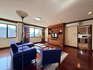 For rent 2 bedrooms apartment in Watthana, Bangkok