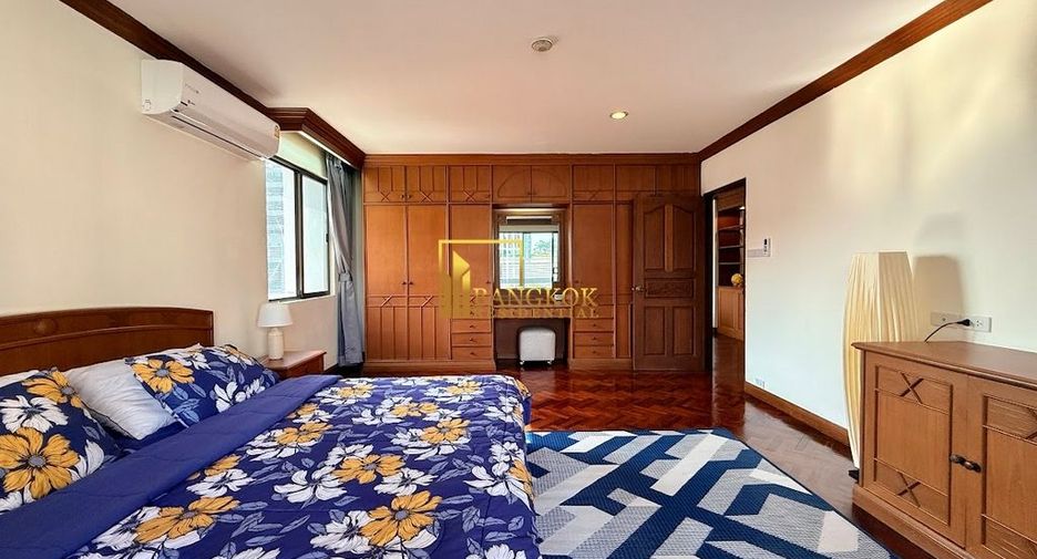 For rent 2 bedrooms apartment in Watthana, Bangkok