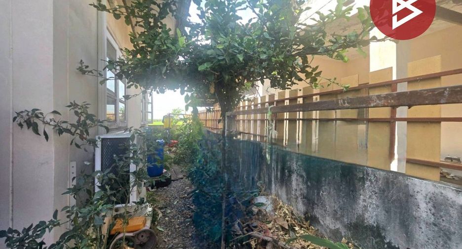 For sale 5 bedrooms house in Mueang Chachoengsao, Chachoengsao