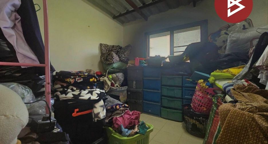 For sale 5 bedrooms house in Mueang Chachoengsao, Chachoengsao