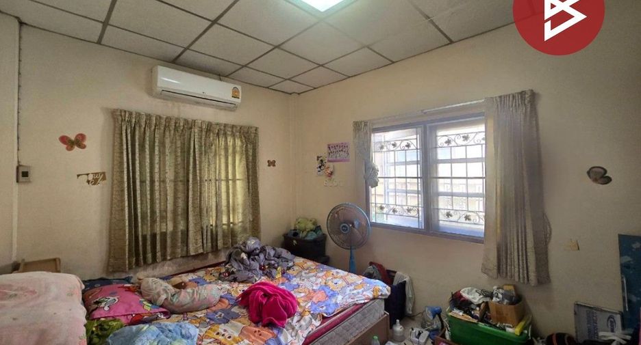 For sale 5 bedrooms house in Mueang Chachoengsao, Chachoengsao
