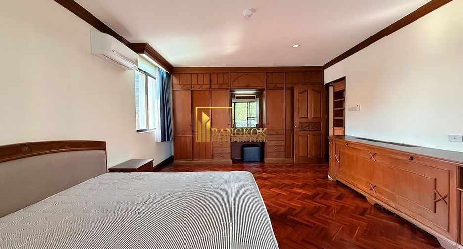 For rent 2 bedrooms apartment in Watthana, Bangkok