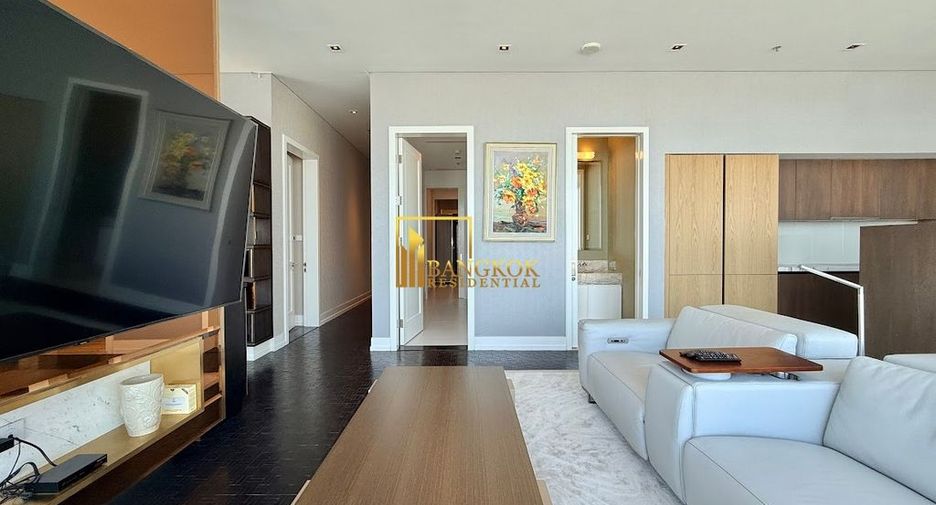 For rent and for sale 4 bedrooms condo in Sathon, Bangkok