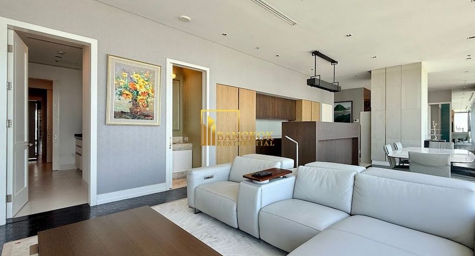 For rent and for sale 4 bedrooms condo in Sathon, Bangkok
