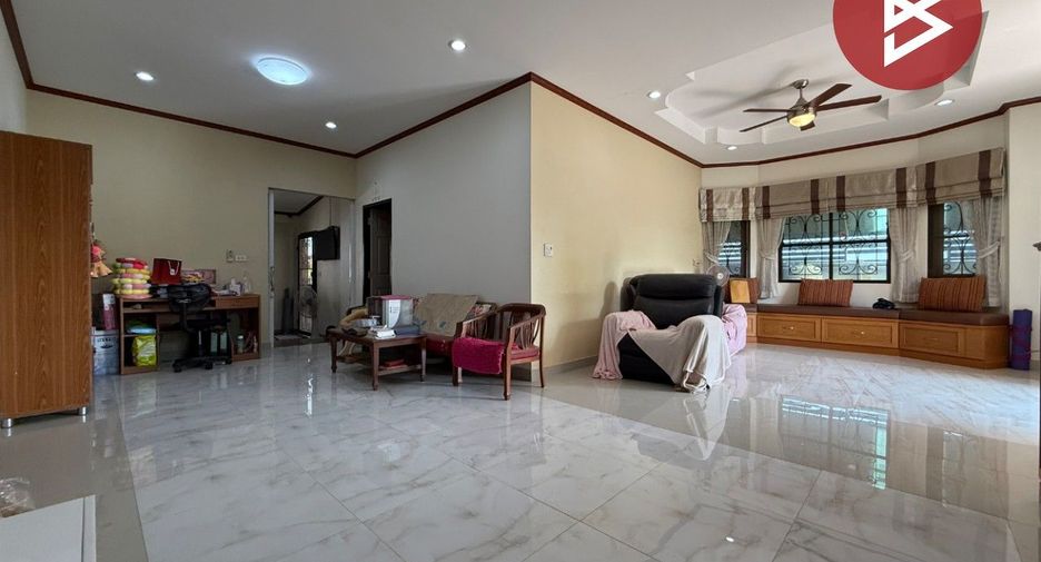 Haus zum Kauf mit 3 Zimmer in Mueang Ratchaburi, Ratchaburi