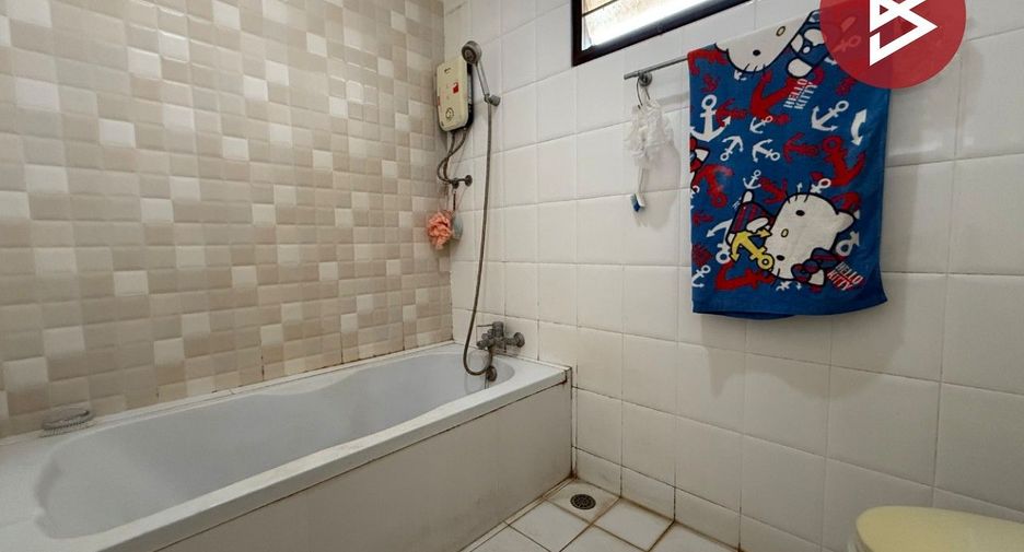 Haus zum Kauf mit 3 Zimmer in Mueang Ratchaburi, Ratchaburi