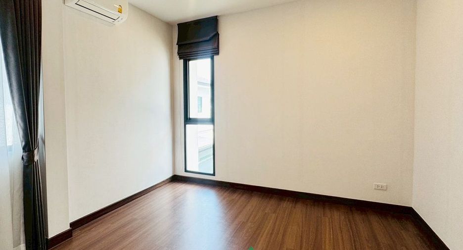 Casa en venta de 4 habitaciones en Thawi Watthana, Bangkok