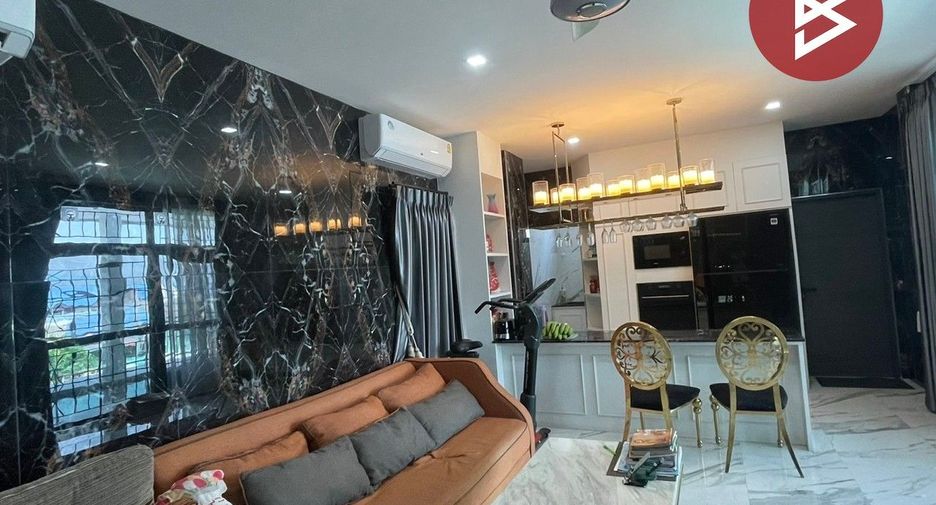 À vendre 4 chambres maison à Mueang Chon Buri, Chonburi