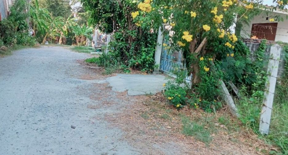 For sale land in Mueang Uthai Thani, Uthai Thani