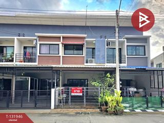 Reihenhaus zum Kauf mit 3 Zimmer in Sam Phran, Nakhon Pathom