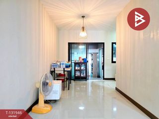 Reihenhaus zum Kauf mit 3 Zimmer in Sam Phran, Nakhon Pathom