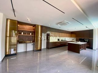 Продажа 5 спальни дом в Банг Ламунг, Чонбури