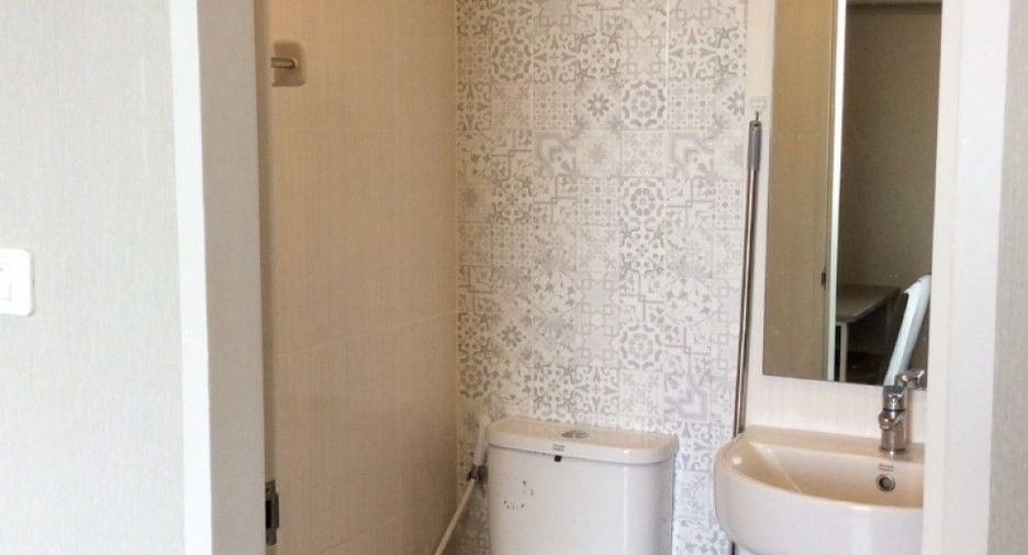 For sale 1 bed condo in Min Buri, Bangkok