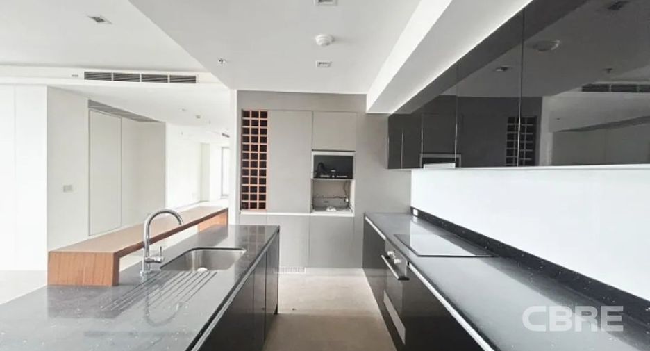 À vendre 3 chambres condo à Sathon, Bangkok