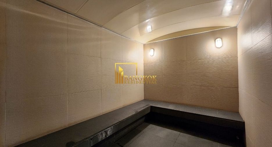 For rent 2 ベッドルーム condo in Khlong Toei, Bangkok