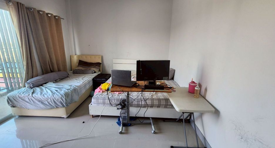 Local comercial en alquiler y en venta de 3 habitaciones en Cha Am, Phetchaburi
