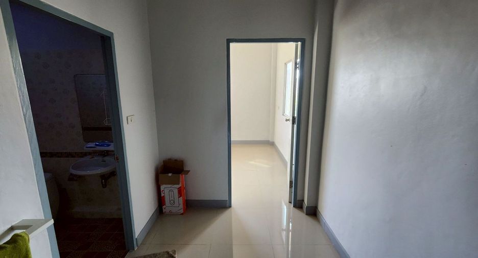 Local comercial en alquiler y en venta de 3 habitaciones en Cha Am, Phetchaburi