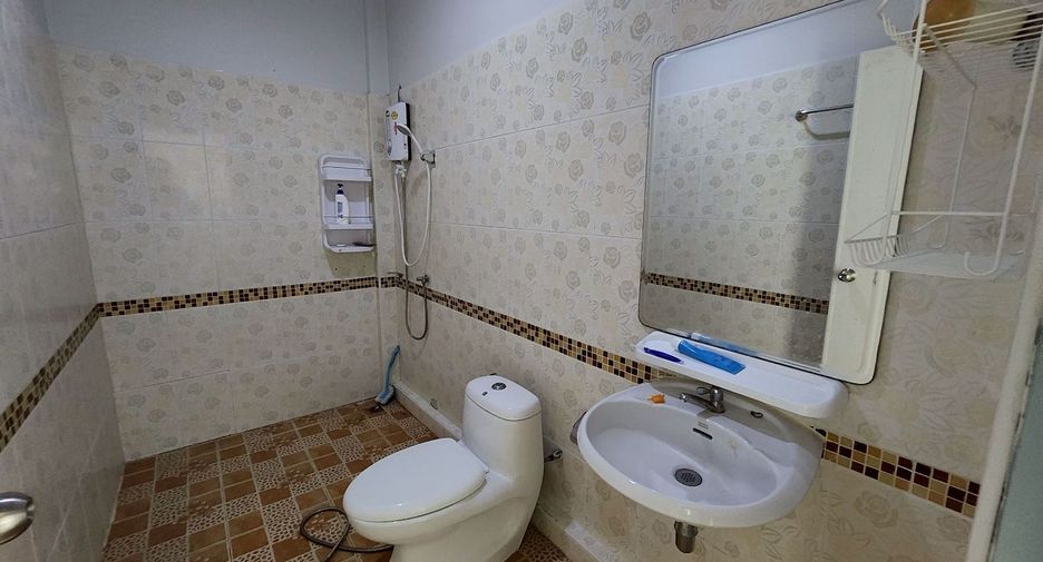 Local comercial en alquiler y en venta de 3 habitaciones en Cha Am, Phetchaburi