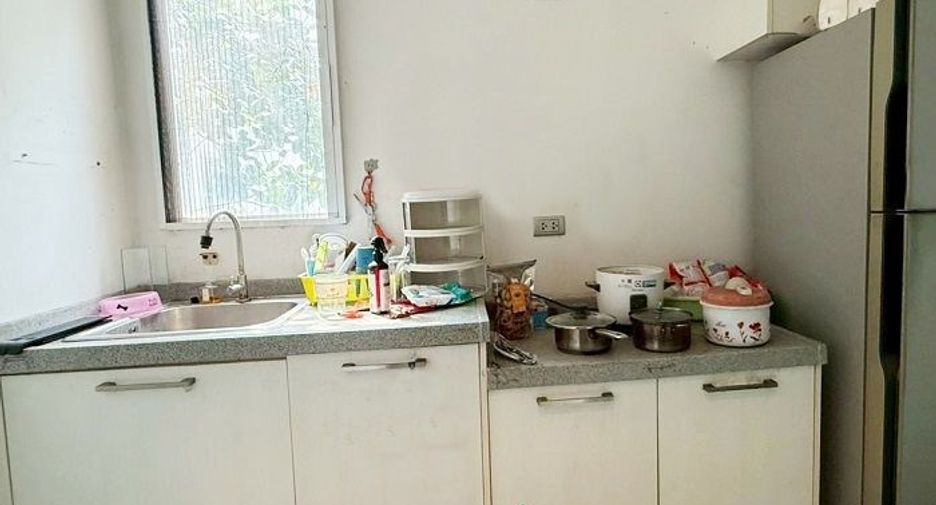 For sale 3 bedrooms house in Lat Krabang, Bangkok
