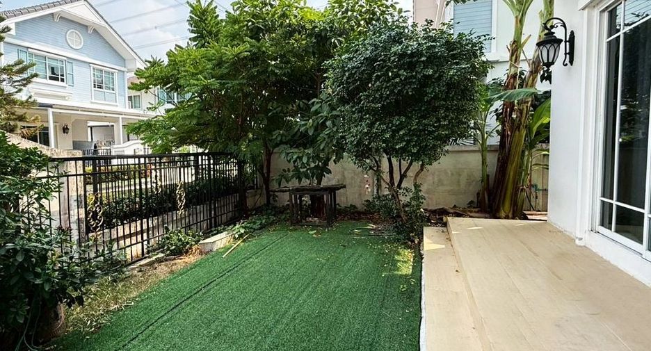 For sale 3 bedrooms house in Lat Krabang, Bangkok