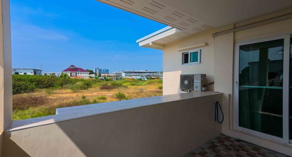 For rent 5 bedrooms house in Chom Thong, Bangkok