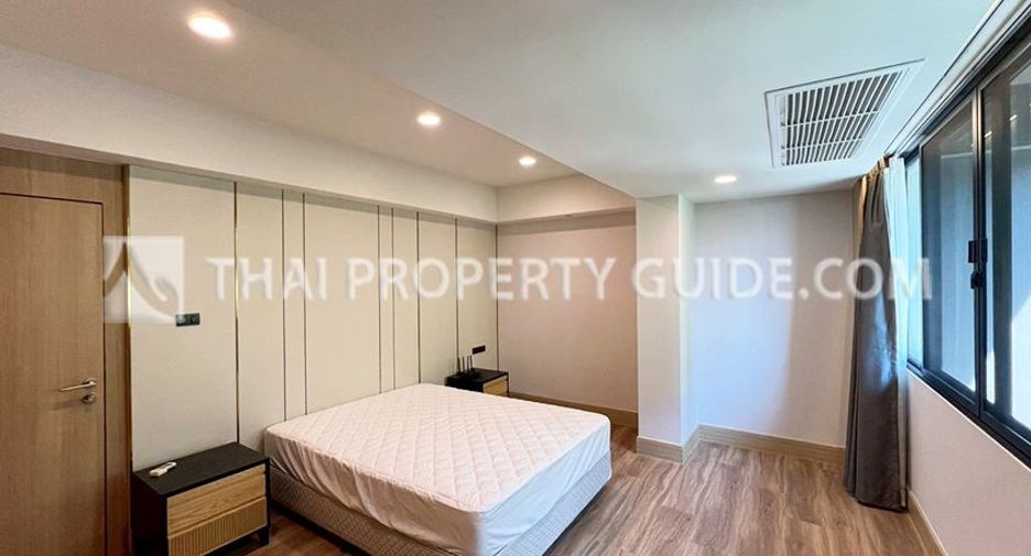 For rent 3 bedrooms apartment in Watthana, Bangkok