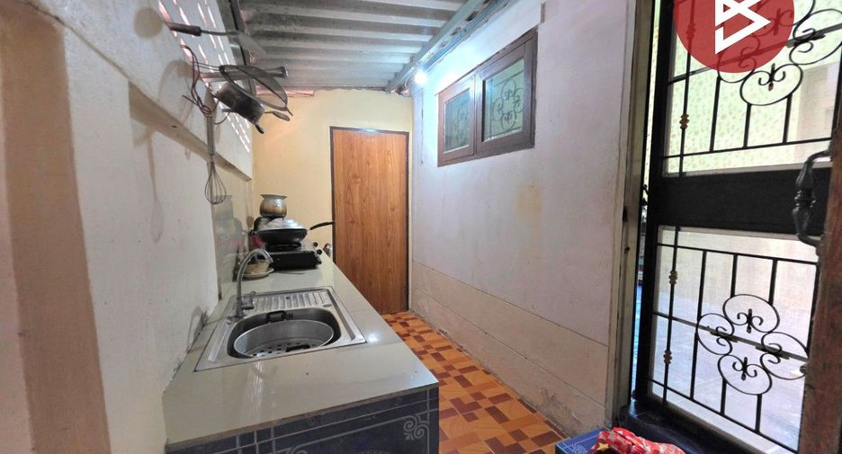 À vendre 2 chambres maison à Si Racha, Chonburi