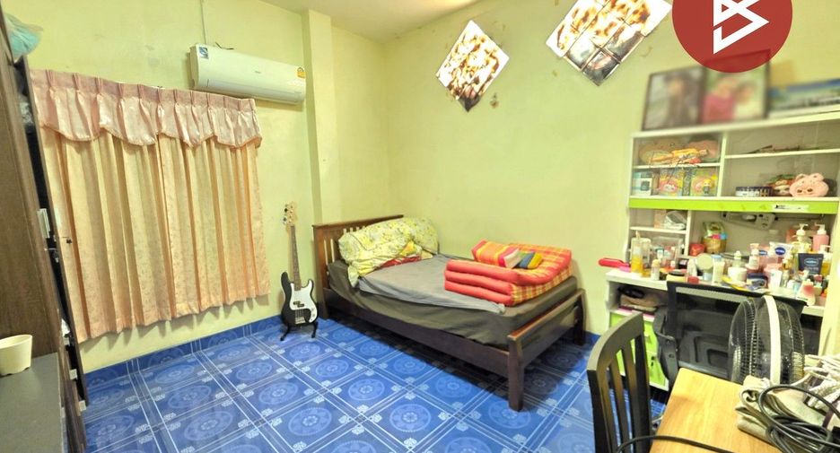 À vendre 2 chambres maison à Si Racha, Chonburi