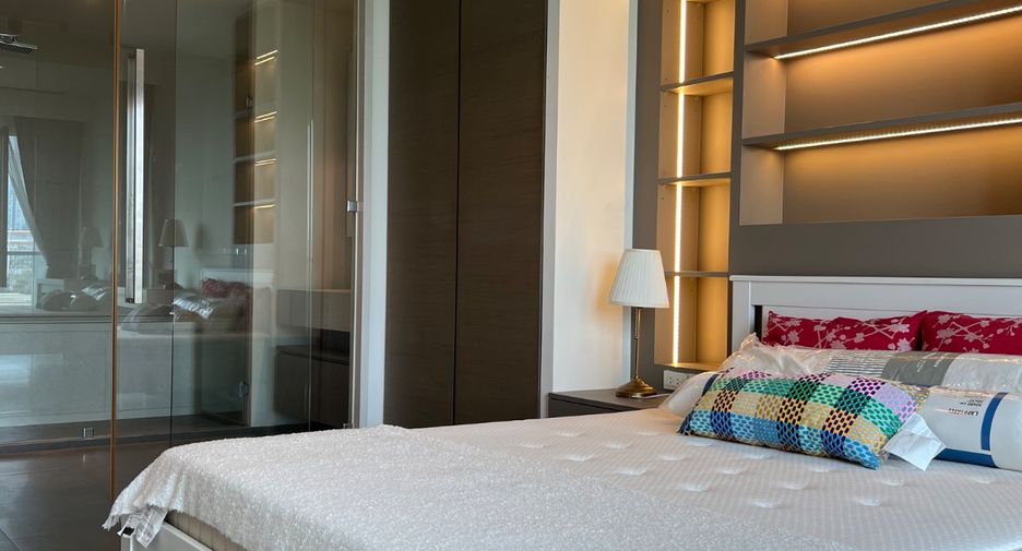 À vendre 1 chambre condo à Sathon, Bangkok